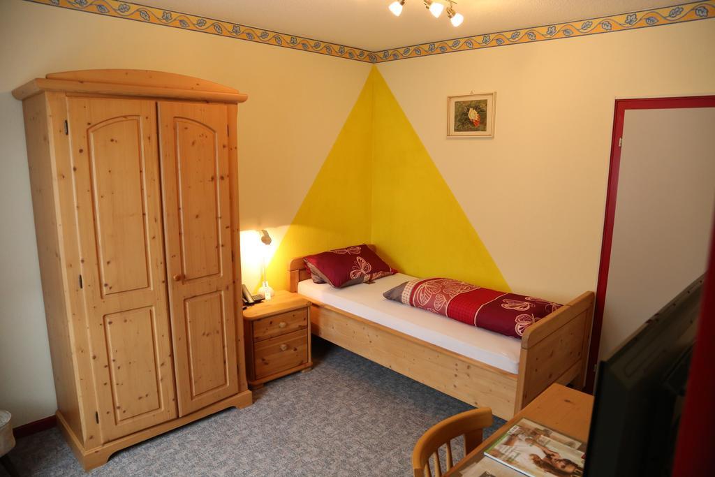 Burbach  Hotel Bechtel חדר תמונה