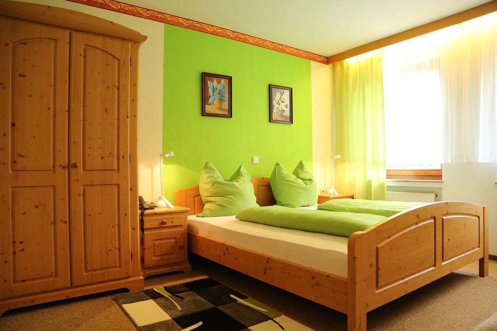 Burbach  Hotel Bechtel חדר תמונה